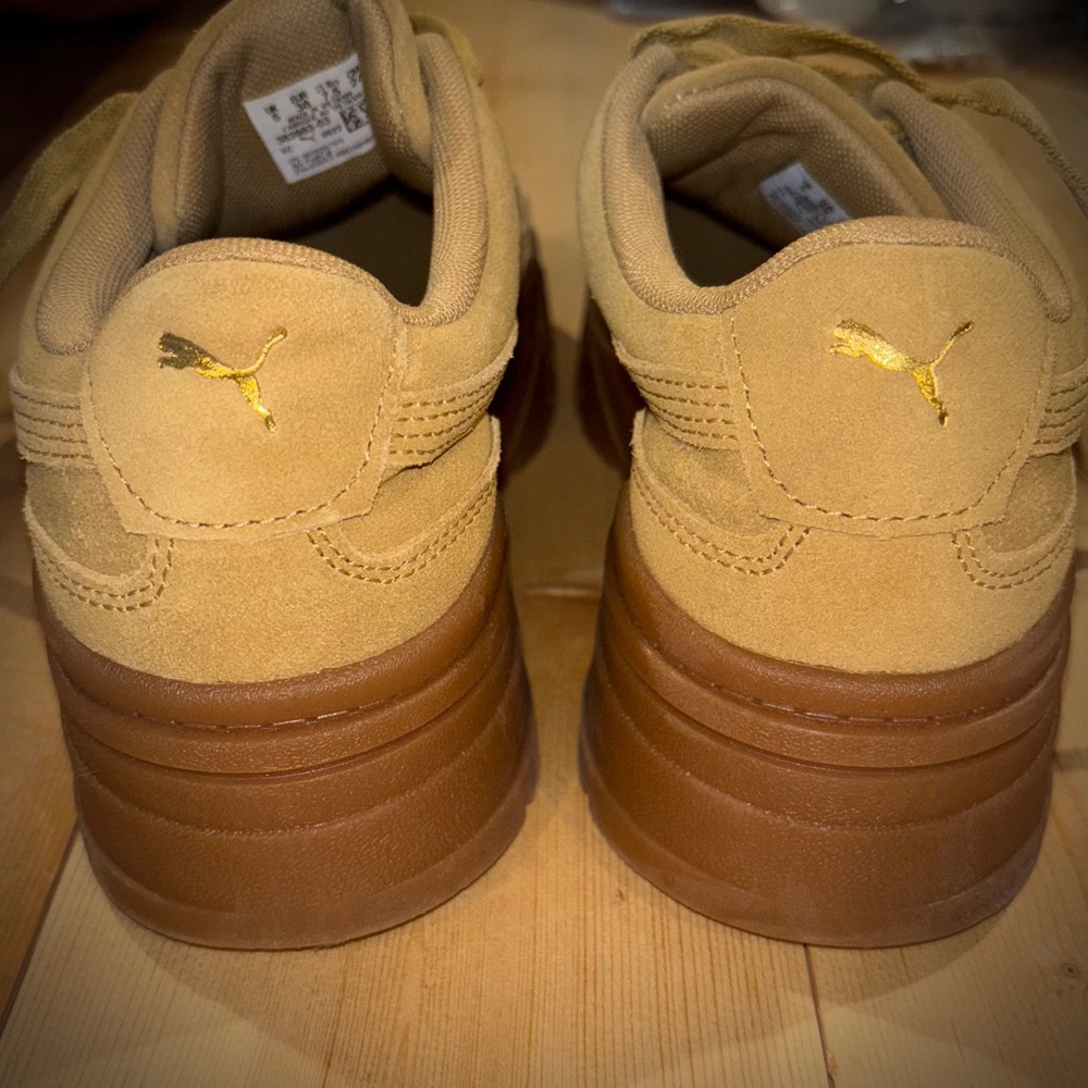 EUC Puma Mayze Stack Suede Platform Sneakers Sz 7.5 - Picture 14 of 17